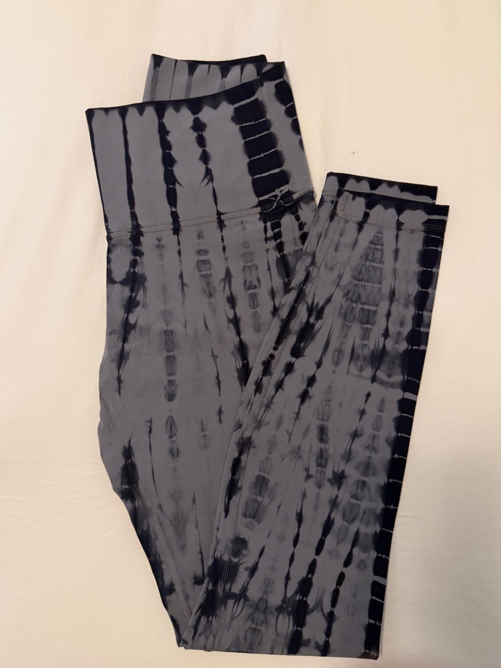 lululemon athletica Tie-Dye High-Rise Leggings — Black & Gray